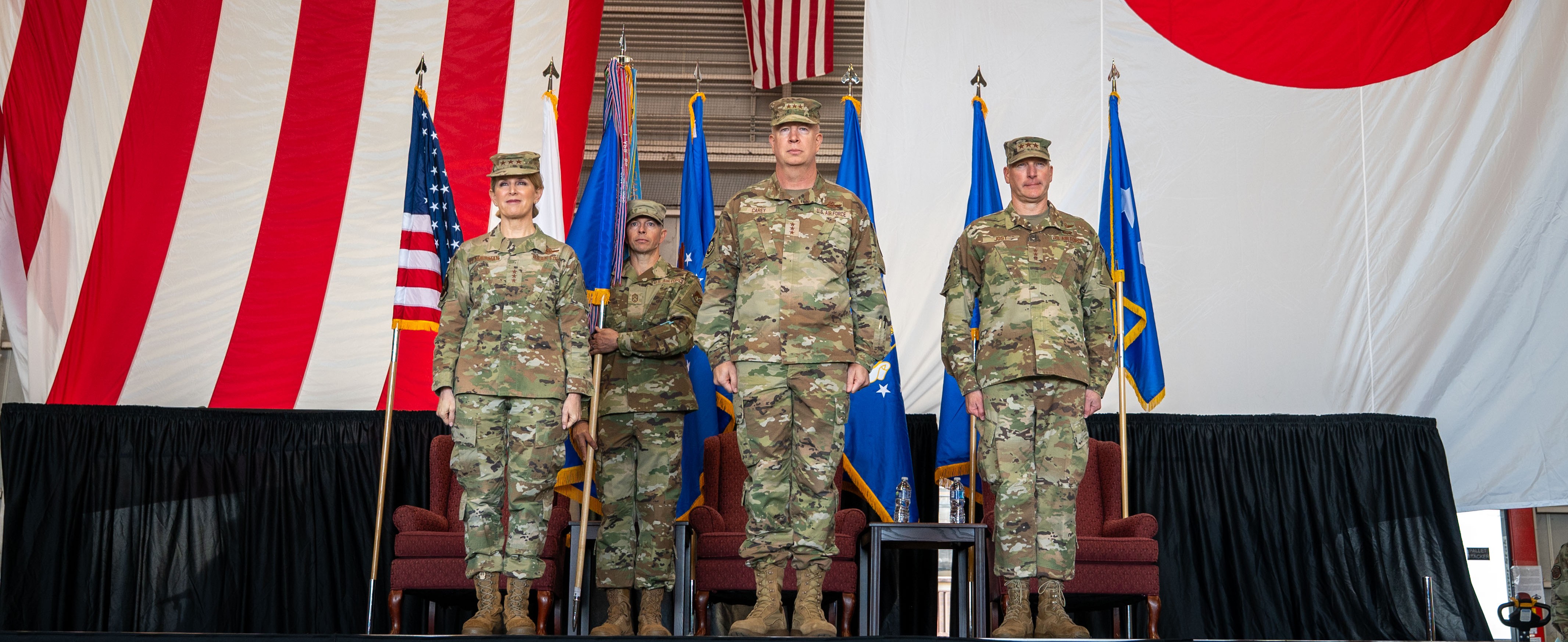 USFJ, 5 AF separate leadership roles during change of command ceremony 